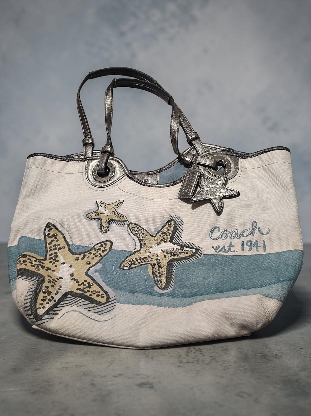 Limitd EditionCoach Canvas Tote in White with Blue Wave and Tan Starfish Accents - Picture 3 of 9